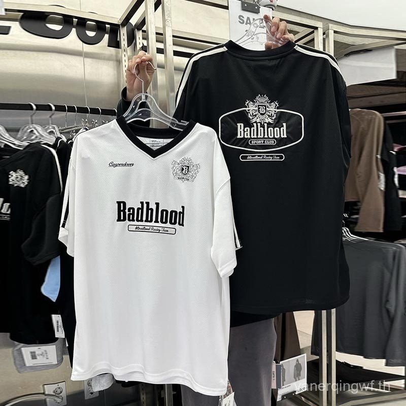 ♞,♘  ผู้หญิง เสื้อยืดแขนสั้นคอวีสไตล์อเมริกันฤดูร้อน BCA คอเกาหลี สไตล์อะคาเดมี เสื้อยืดหลวม Bloodc