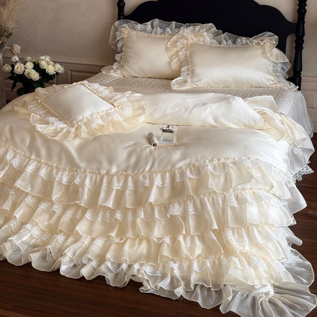 French Firm White Tinsel ชุดสี่ชิ้น Princess Cool และ Cool Ice Lace Cover Bed Cover Bed Cover Summe