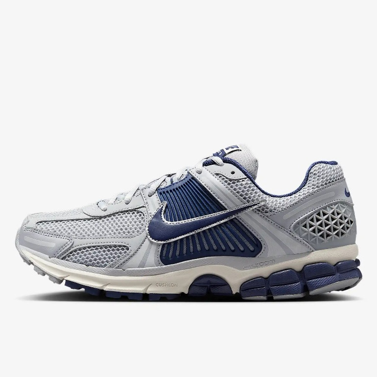 ♞,♘รองเท้า Nike Zoom Vomero 5 ของแท้ TRD