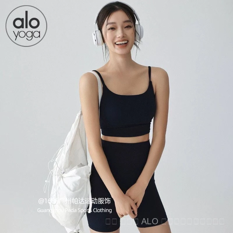 Alo Yoga บราสปอร์ตผู้หญิง กันกระแทกพร้อมแผ่นรอง thumbnail 6
