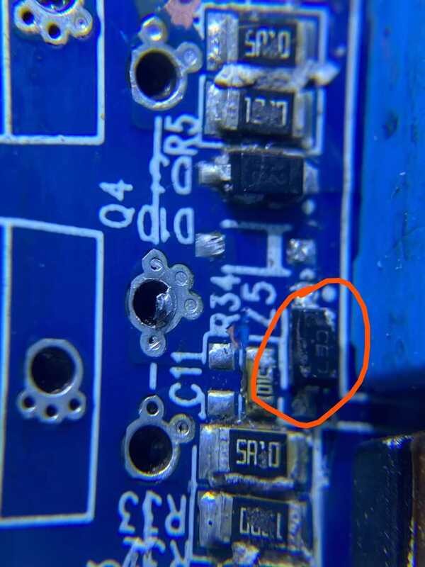 CE รถบอร์ดคอมพิวเตอร์ทั่วไปการใช้ Fragile Diode 26V Patch TVS เปลี่ยนทันที Suppression Diode SOD123