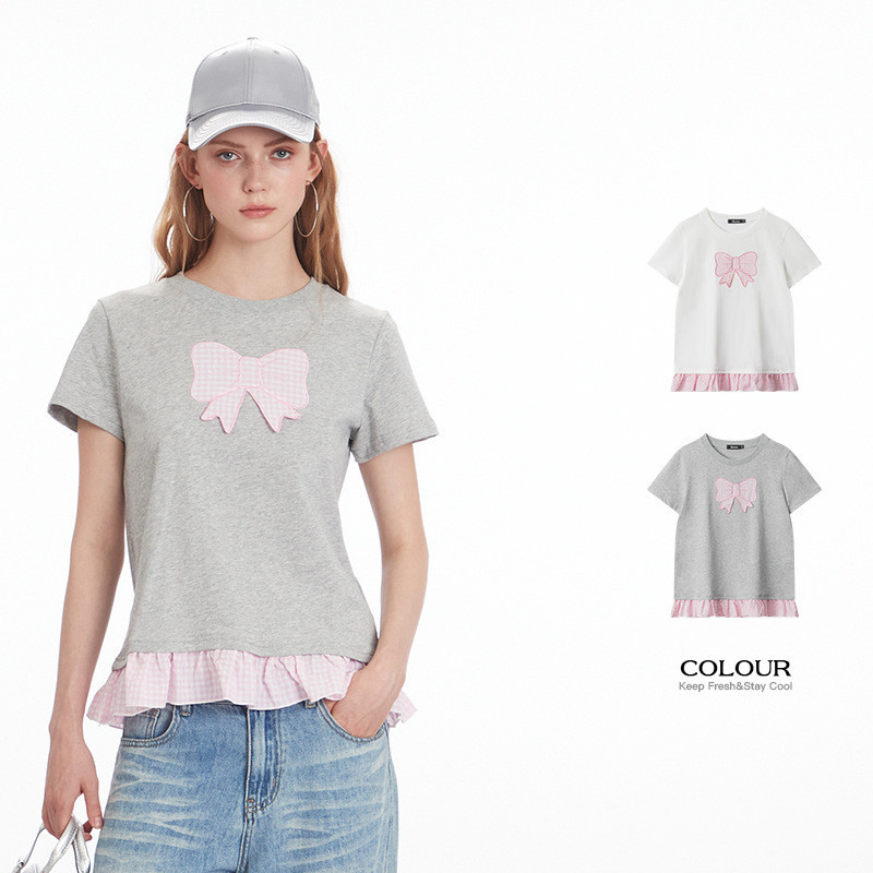 ♞HeyHenry 2025 ยุโรปอเมริกันโบว์แพทช์ปัก Hem เย็บออกแบบเสื้อยืดแขนสั้นผู้หญิงรอบคอด้านบน WHF