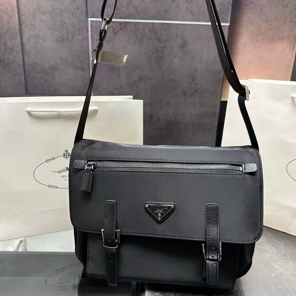 [Zivy Boutique] Recycled Nylon Shoulder Messenger Bag Mens Messenger Bag ความจุขนาดใหญ่