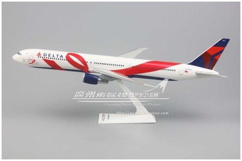 LY 1:200 Delta Aires DELTA Boeing 767 Plastic Assembly Simulation Aircraft Model For Plane Collecto
