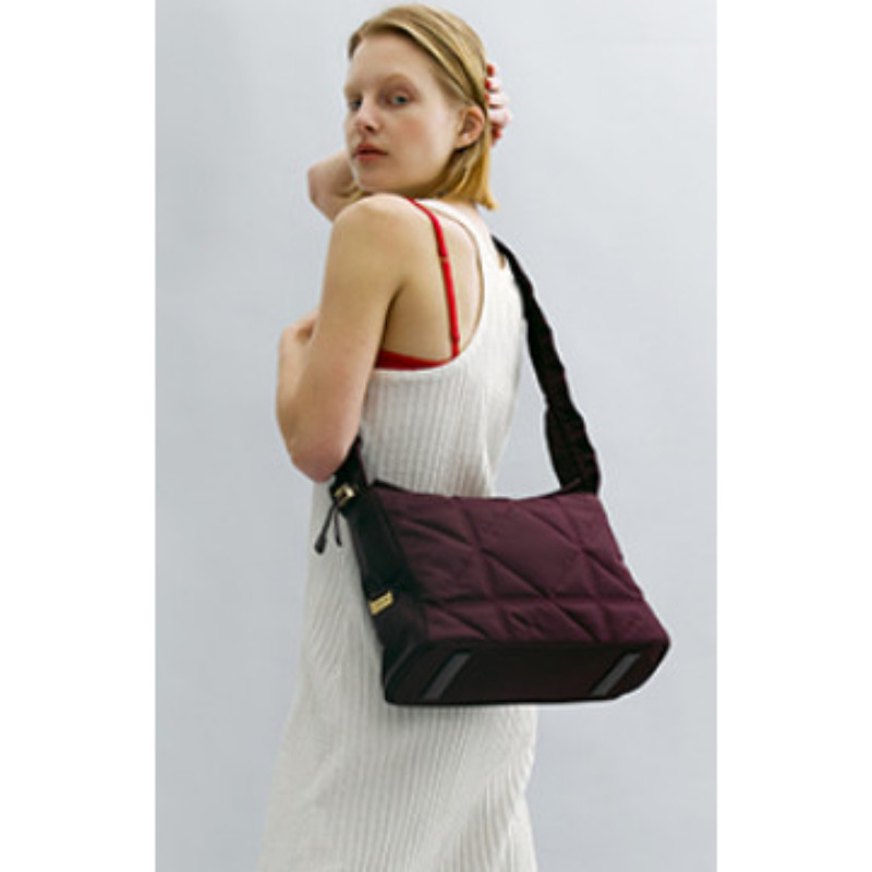 ♞️Carlyn REEVE ของแท ้ 200 % XDY