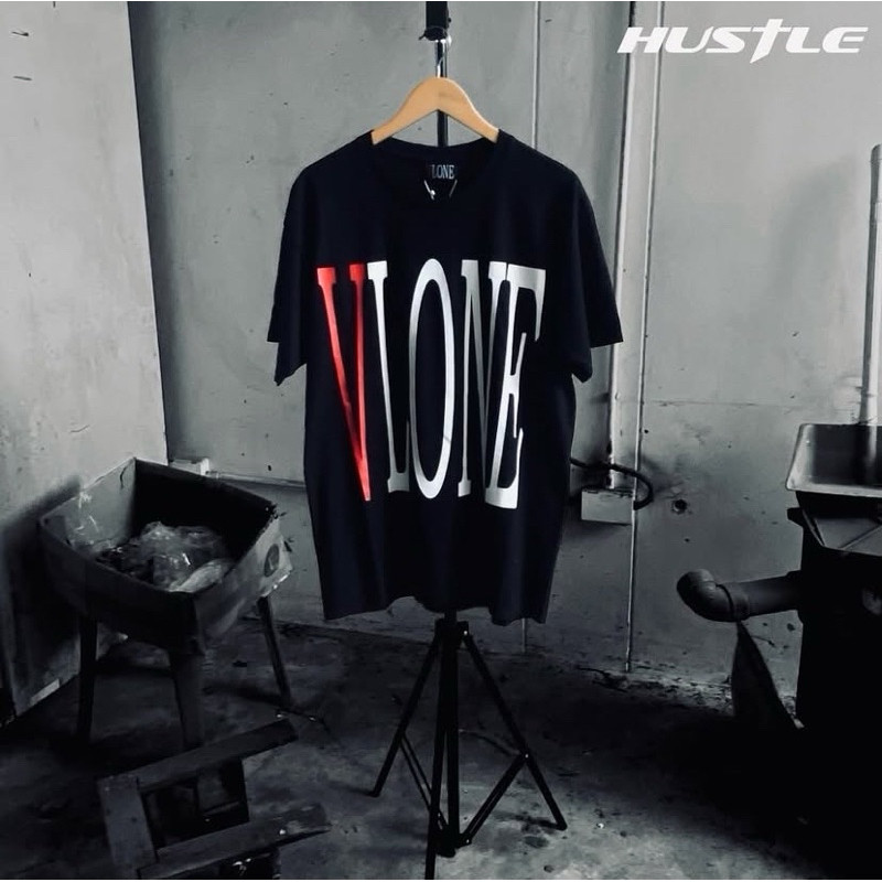 ♞VLONE LOGO SS TEE BLACK - RED RDH