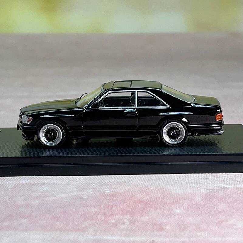 โมเดลรถโลหะผสม ★ Rhino 1:64 560 SEC W126 ★