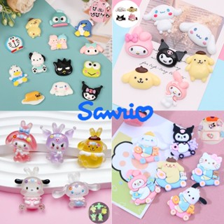 ของเล่นฟิกเกอร์เรซิ่น รูปการ์ตูน Sanrio Kuromi Melody Noctilucent Cinnamoroll Pochacco เหมาะกับของขวัญ สําหรับตกแต่งเคสโทรศัพท์ DIY