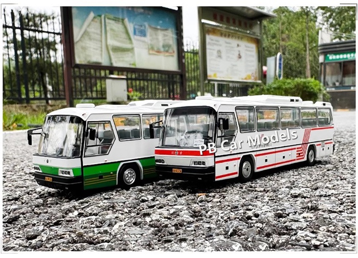 Tuoyi 1:64 North BFC6120 โมเดลรถโลหะผสมการท่องเที่ยว