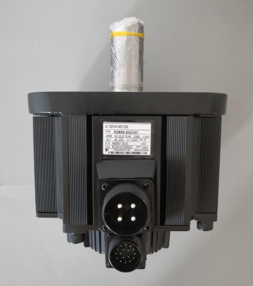 YTH SZ ใหม่แท้ SGMGH-20ACA61 Nes Ones