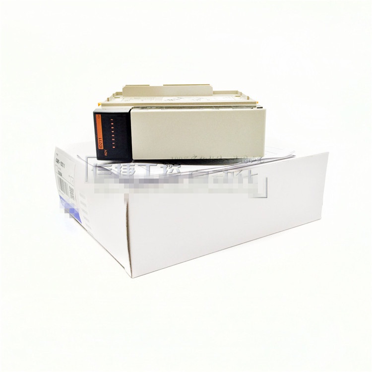 YY SZ ใหม่เอี่ยมและแท้ CQM1-ID211 New Ones