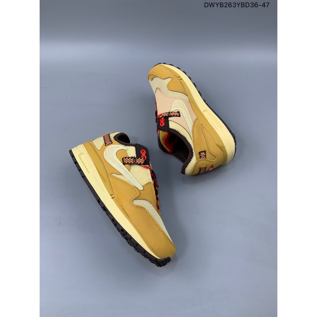 Travis Scott x Nike Air Max 1 "Wheat/Lemon" วิ่งผ้าใบลำลองสำหรับผู้ชายและผู้หญิง รองเท้า new