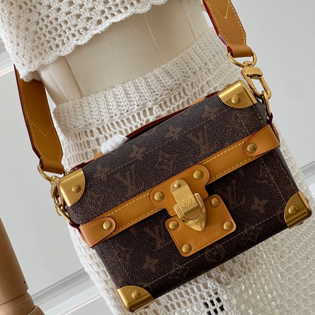 Pre order ราคา8000 Lv Louis Vuitton M11535/M11743 Soul Trunk Shoulder Bags Canvas กระเป๋าสะพายข้าง