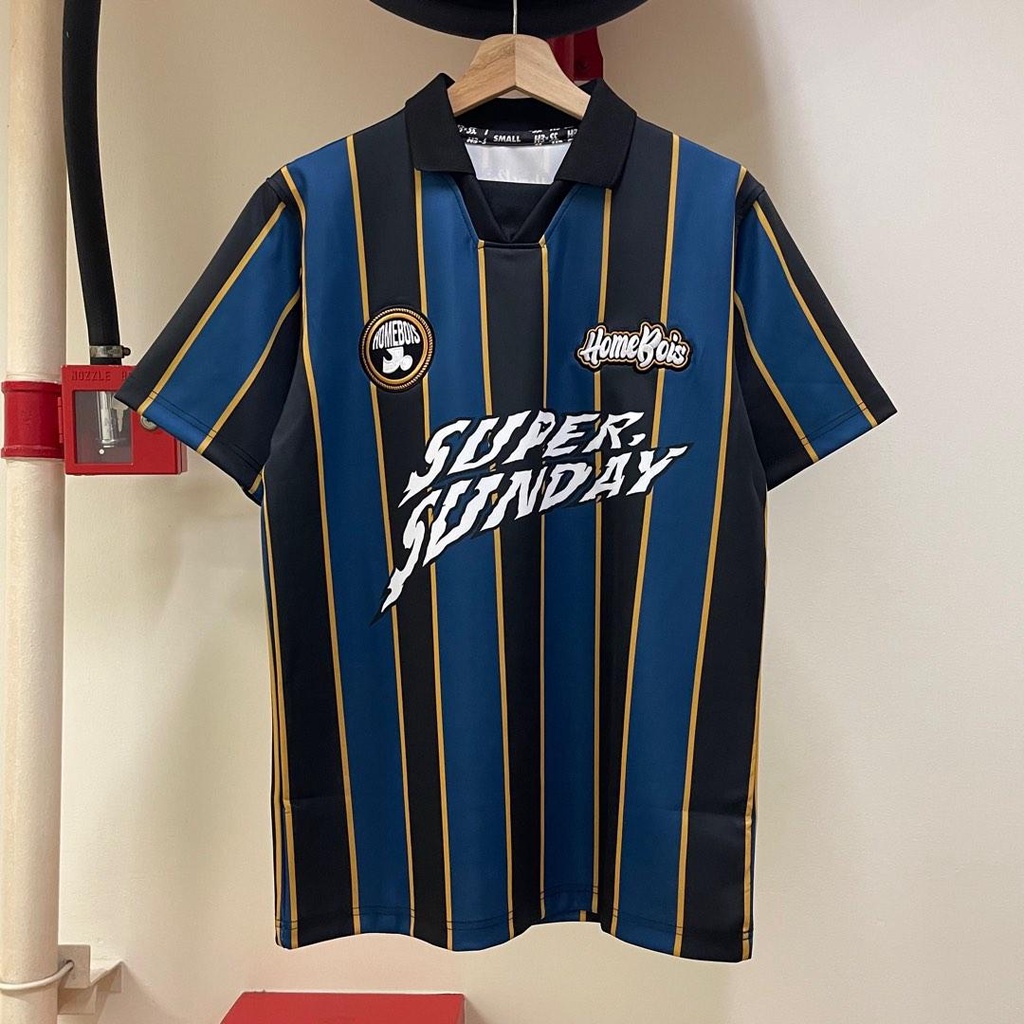 Homebois Jersey Homebois X Super Sunday เสื้อโปโล แขนสั้น ลายทาง สีขาว ดํา กรมท่า สีดํา สไตล์เรโทร สําหรับผู้ชาย ผู้หญิง 2023