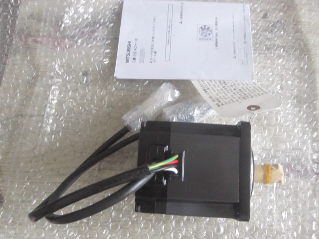BH SZ ใหม่แท้ HC-UF43