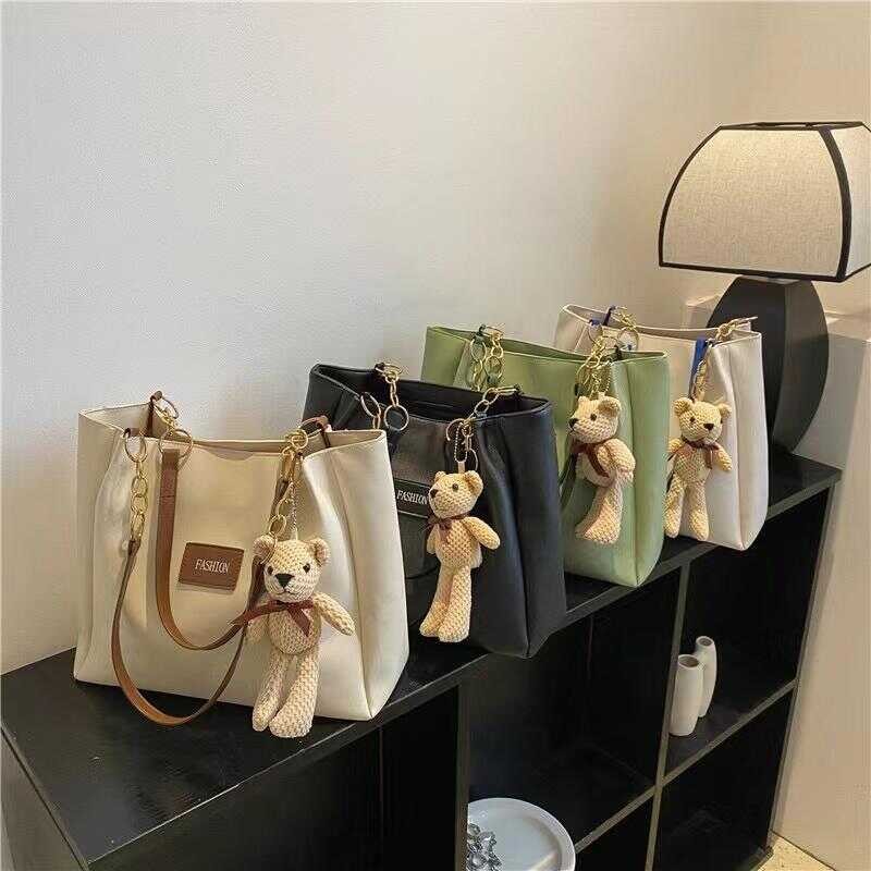 LYS Bag กระเป๋าสะพายข้าง จุของได้เยอะ เข้ากับทุกการแต่งกาย เรียบง