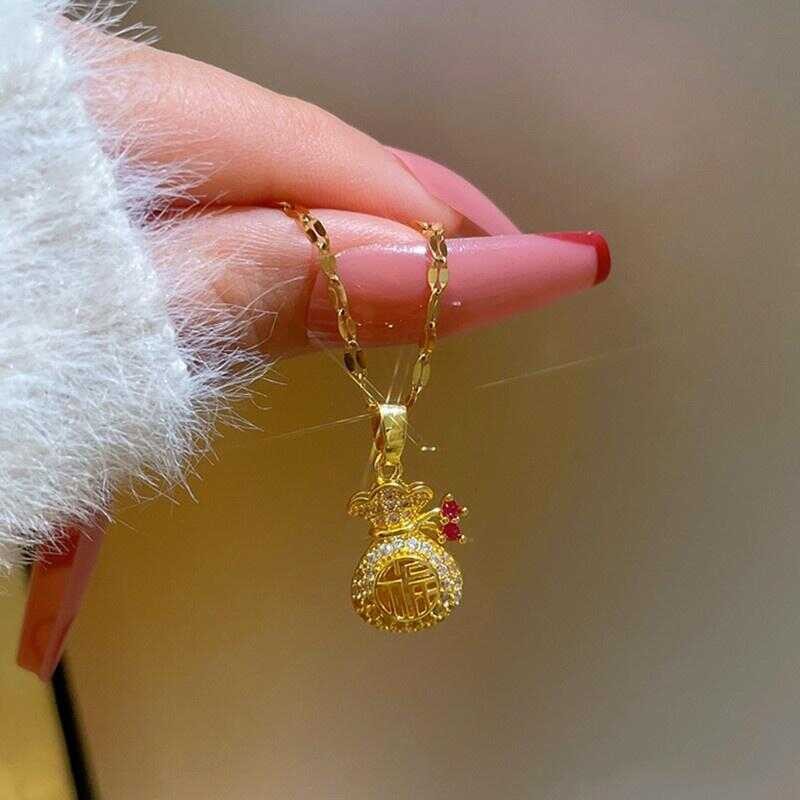 Ss24 XM JEWELRY โซ่พร้อมจี้ห้อยกระเป๋าผู้หญิง สร้อยคอนำโชค ฟูฟู สแตนเ