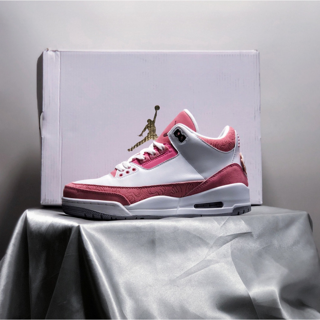 Nike Air Jordan 3 Retro Low cut รองเท้าบาสเก็ตบอลรองเท้าผ้าใบลำลองสำหรับผู้หญิงสีชมพู/สีขาว  แฟชั่น