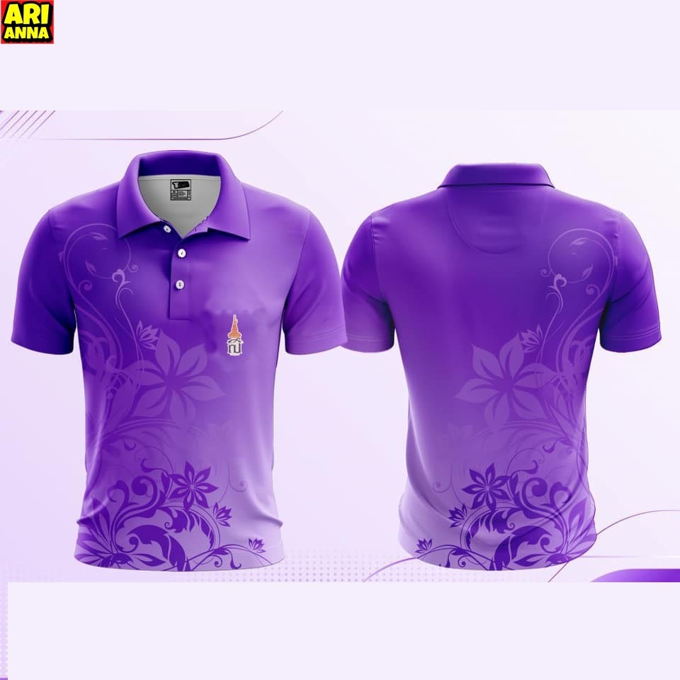 เสื้อสีม่วงประดับตราสัญลักษณ์