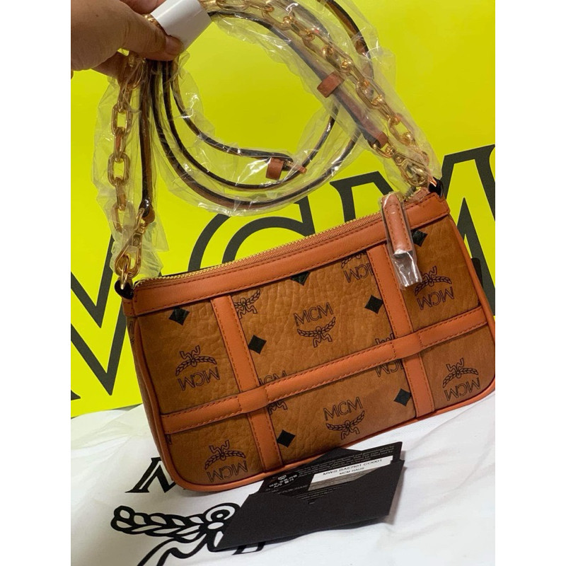 New Mcm แท้% Delmy Shoulder Bag in Visetos urif