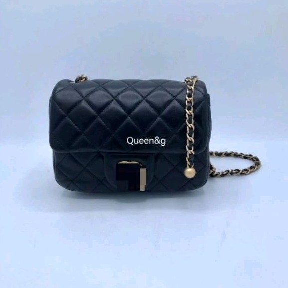 ♞,♘สวยมากๆ Chanel Vintage ลูกตุ้ม Flap bag กระเป๋า วินเทจ ชาแนล crossbody แบรนด์เนม มือสอง หนังแท้