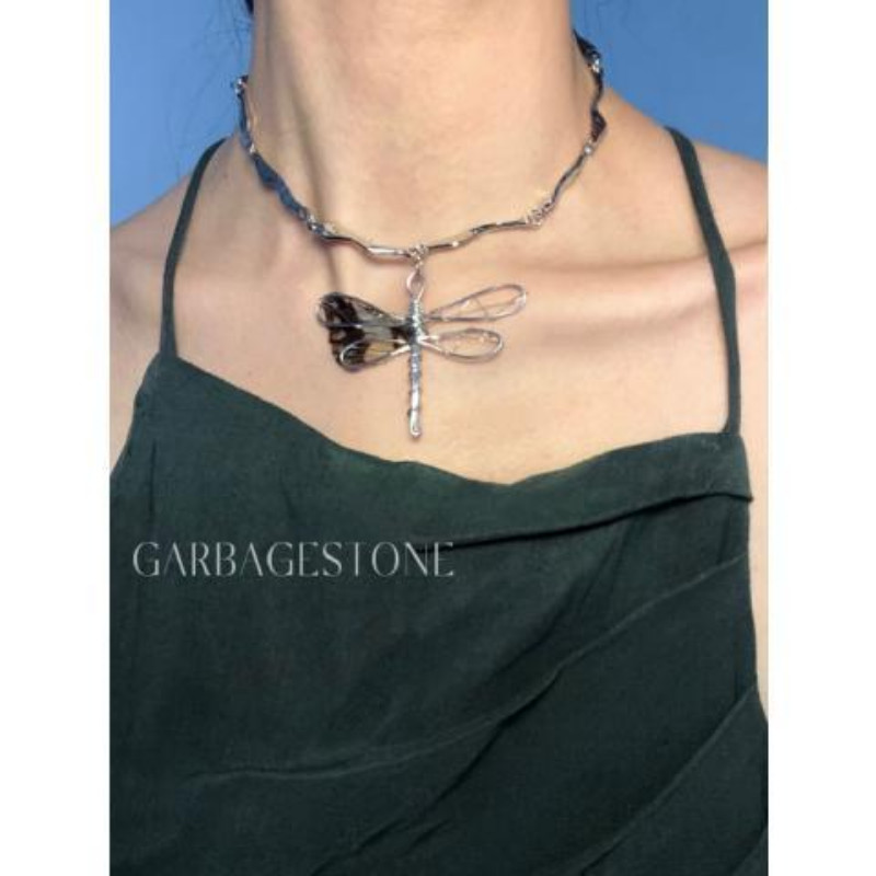 การออกแบบต้นฉบับของ Fog Punk Mechanical Butterfly Dragonfly ตัวอย่างสร้อยคอทำด้วยมือที่ทำด้วยมือ