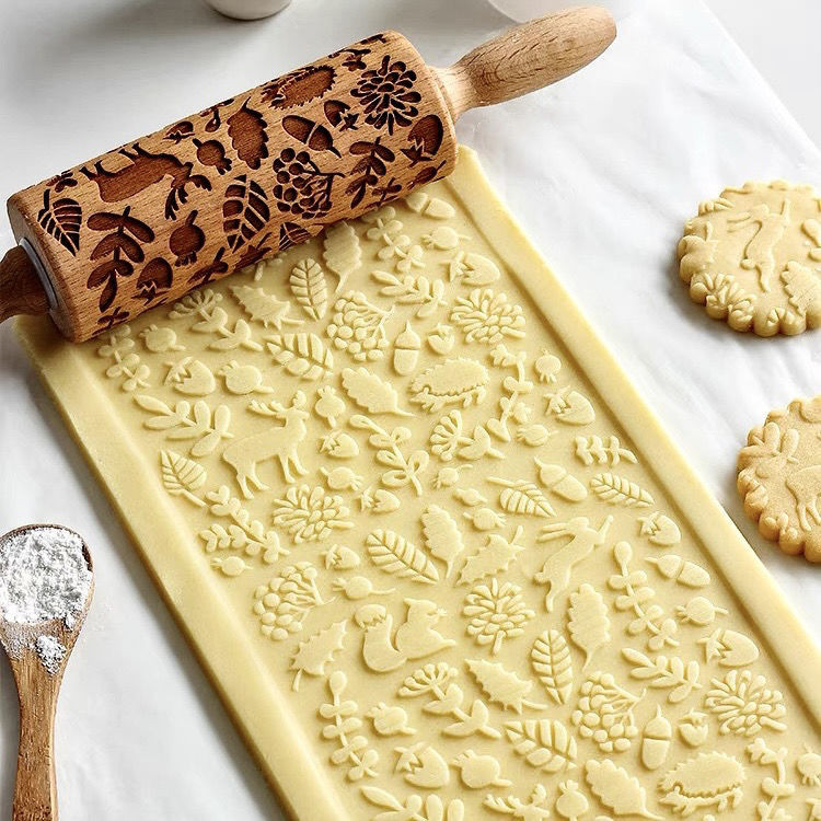 ลายนูนRolling Pinการ์ตูนสัตว์คุกกี้แม่พิมพ์DIYไม้เบเกอรี่เครื่องมือ