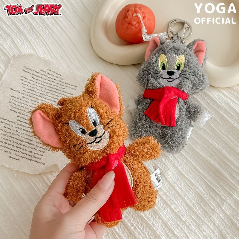♞,♘,♙Tom and Jerry Scarf Squeaky Plush Doll Pendant น่ารักการ์ตูน Tom Cat Jerry Mouse Bag Pendant