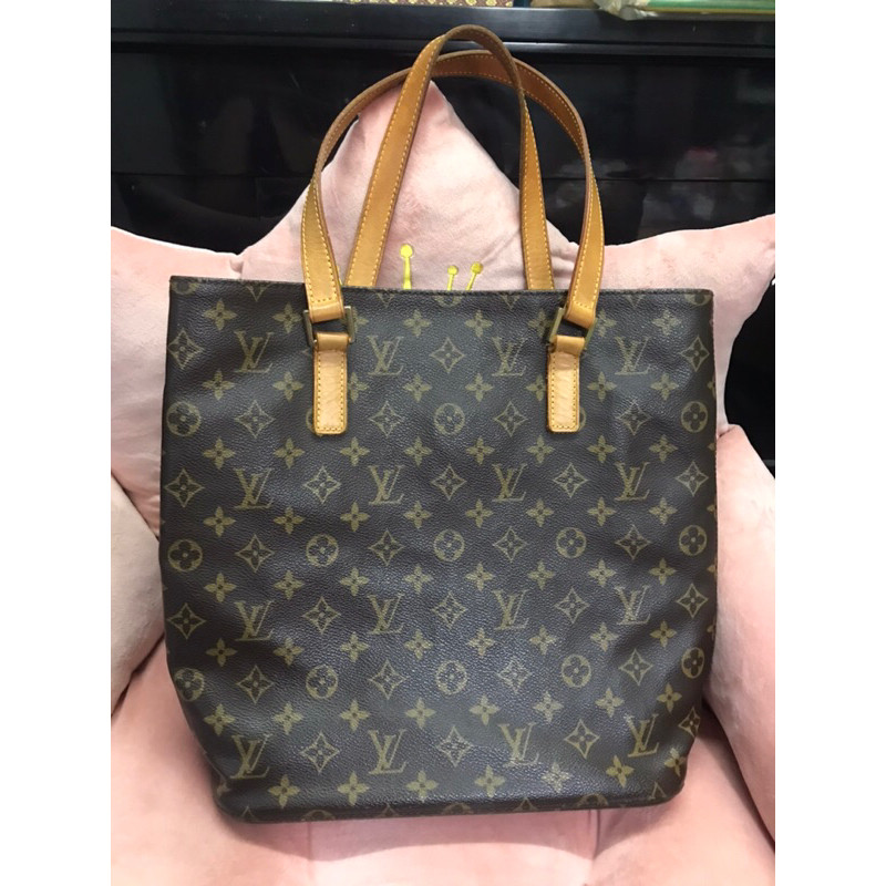 กระเป๋า Louis Vuitton ของแท้มือสอง