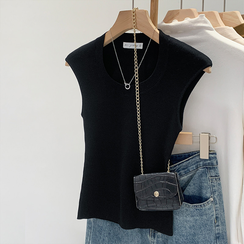 83791เสื้อกั๊กแขนกุดผ้าถักคอกลมเข้ารูปสีพื้น - รูปที่ 3