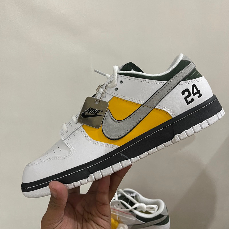 ♞,♘Nike Dunk Low `Inspired Kobe Bryant' (ขนาดชายและหญิง) รองเท้า free shipping