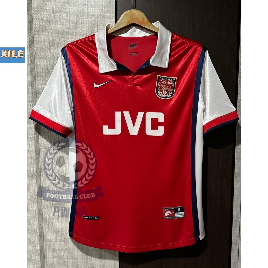Xile Retro เสื้อฟุตบอลย้อนยุค Arsenal ปี1998/1999 Home เฟล๊ก HENRY, BERGKAMP กล้ารับประกันสินค้า