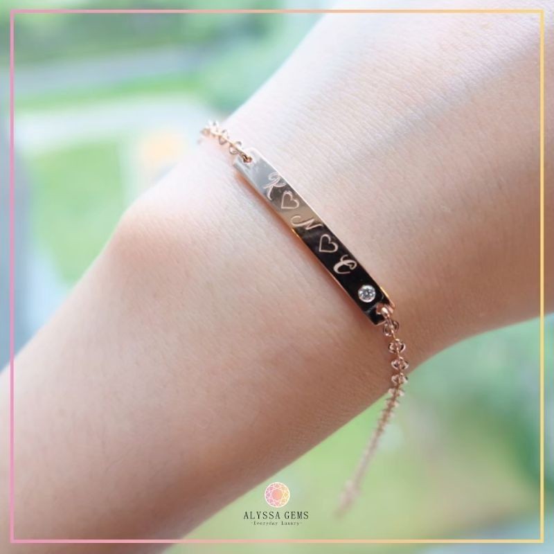[ผ่อน 0%][18K] สร้อยข้อมือ Alyssa Gems Name Tag (ไม่รวมตุ้งติ้ง* อ่านรายละเอียดให้เรียบร้อยก่อนนะคะ