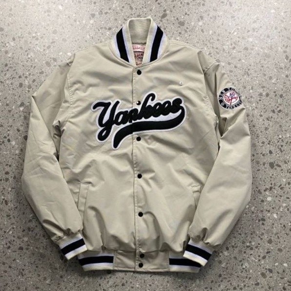 ♞Varaity Yankess MLB Jacket gf
