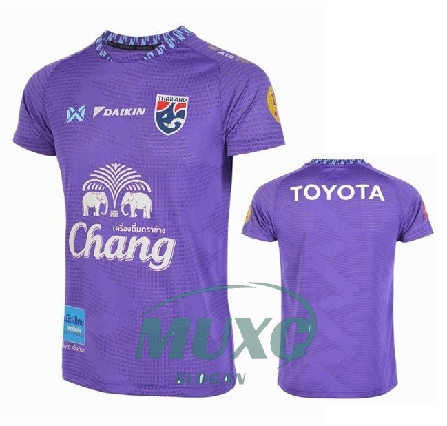 เสื้อกีฬาแขนสั้น ลายทีมชาติฟุตบอลไทย สีม่วง 2024