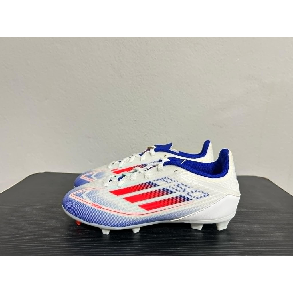 ♞,♘รองเท้าฟุตบอลรุ่น ADIDAS F50 LEAGUE FG/MG J  รหัสIF1367 ของแท้มือ1 bvc