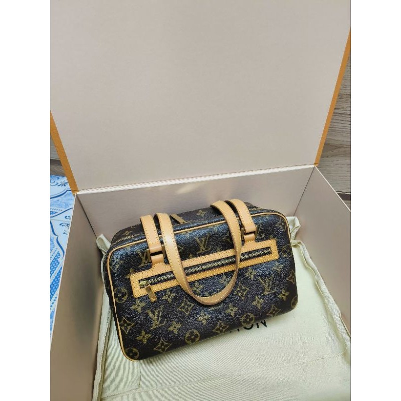 SOLD แท้Lv Cite mm Dc.04