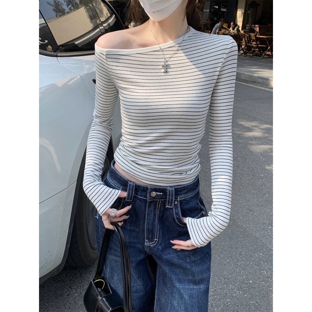 83664 Classy Diagonal Collar Off-the-Shoulder Contrast Color Stripes Sli