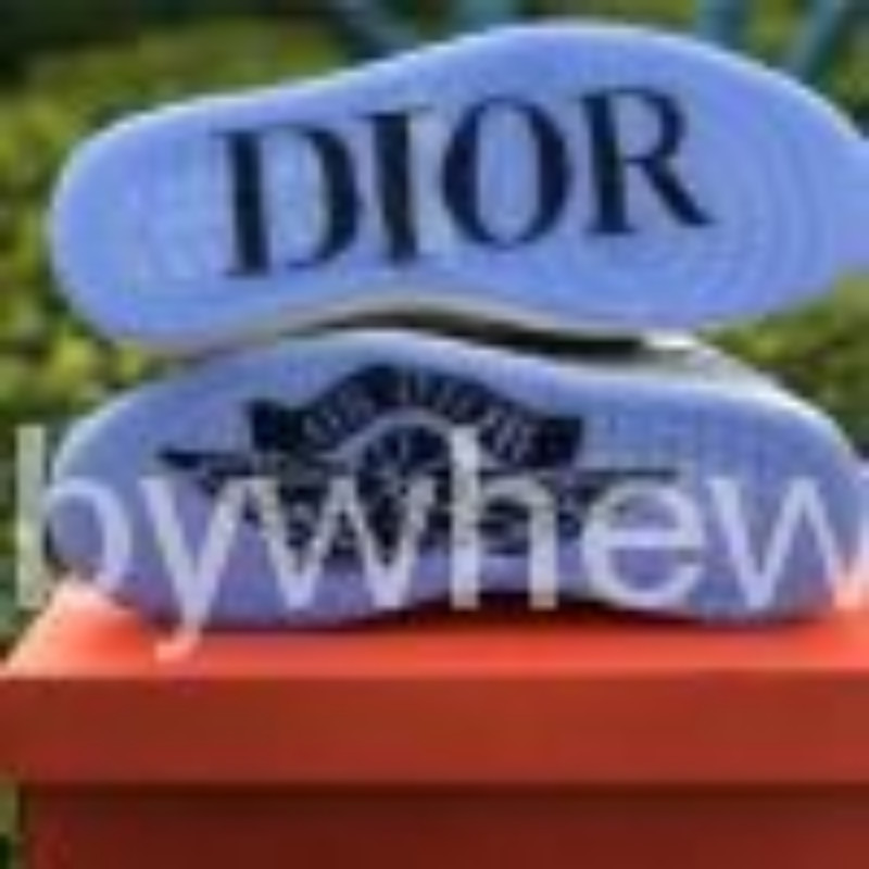 ♞,♘,♙ovqR Tmnew Dior x Air Jordan 1 Low ผ้าใบบุรุษสีเทาสีขาว 2020 รองเท้า sports