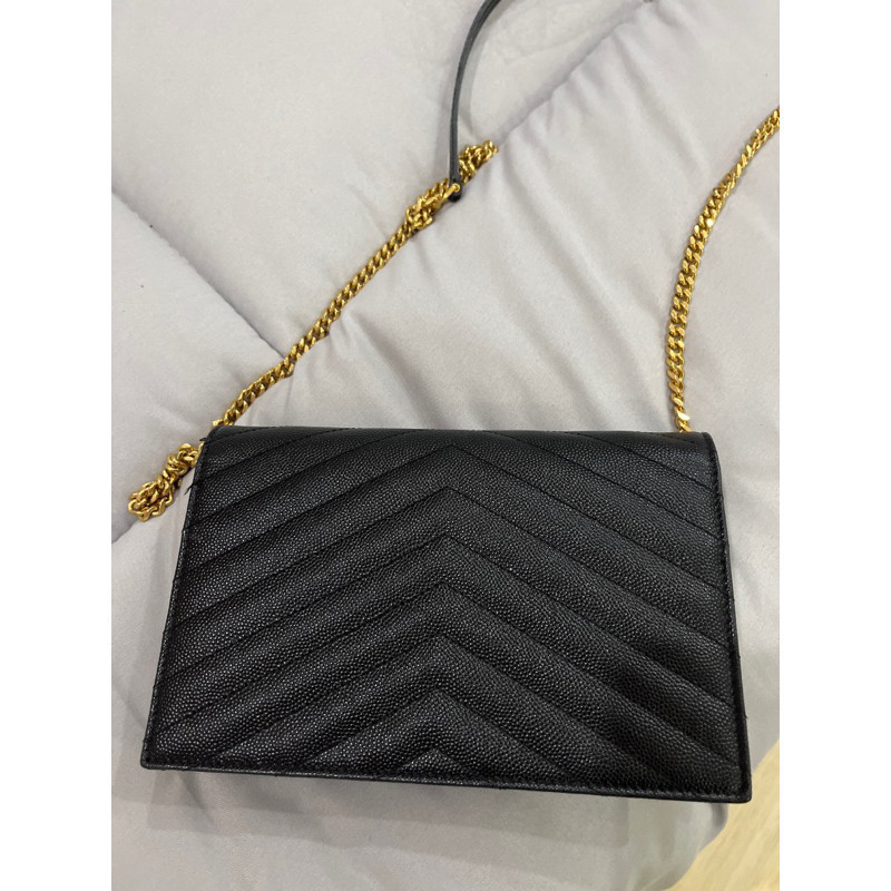 ,(ส่งต่อ) ของแท้ มือสอง Ysl woc 7.5" อะไหล่ทอง Saint Laurent logo-plaque crossbody bag