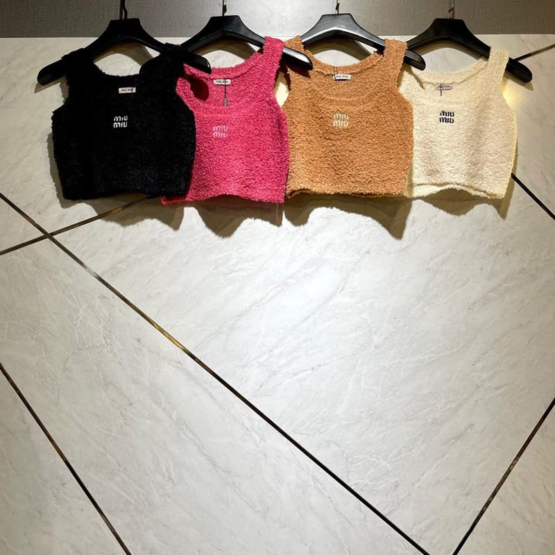 Miumiu เสื้อครอปท็อป