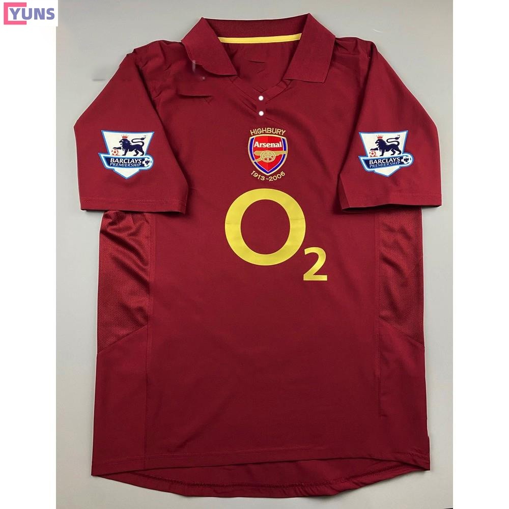 Yuns  เสื้อบอล ย้อนยุค อาเซนอล เหย้า 2005 Retro Arsenal Home พร้อมเบอร์ชื่อ 14 HENRY อาร์มพรีเมียร์แบบกัมมะหยี่ อำลาไฮบิวรี่