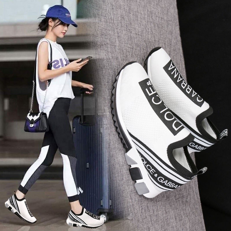 รองเท้ากีฬาลําลอง กันลื่น ระบายอากาศได้ดี เข้ากับทุกการแต่งกาย แฟชั่นสําหรับสตรี 919 2022