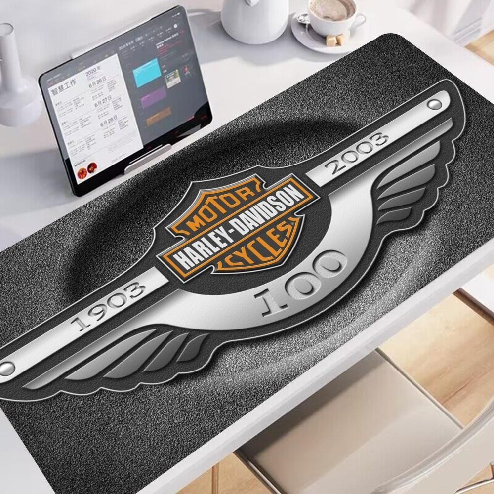 H-harley D-Davidson แผ่นรองเมาส์แผ่นรองเมาส์สําหรับเล่นเกมแผ่นรองเม้าส์ความเร็วแล็ปท็อปเสื่อสําหรับเล่นเกมสําหรับสํานักงานพรมโต๊ะ
