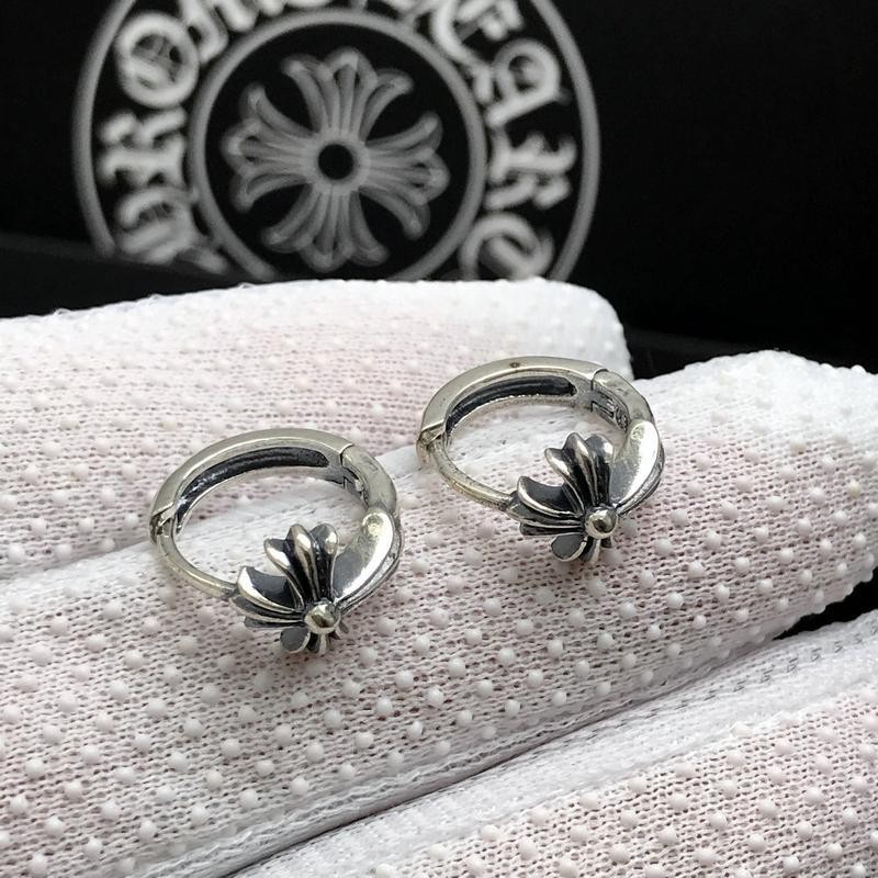Chrome HEARTS Cross ผู้ชายและผู้หญิงคู่ต่างหูสตั๊ดย้อนยุค