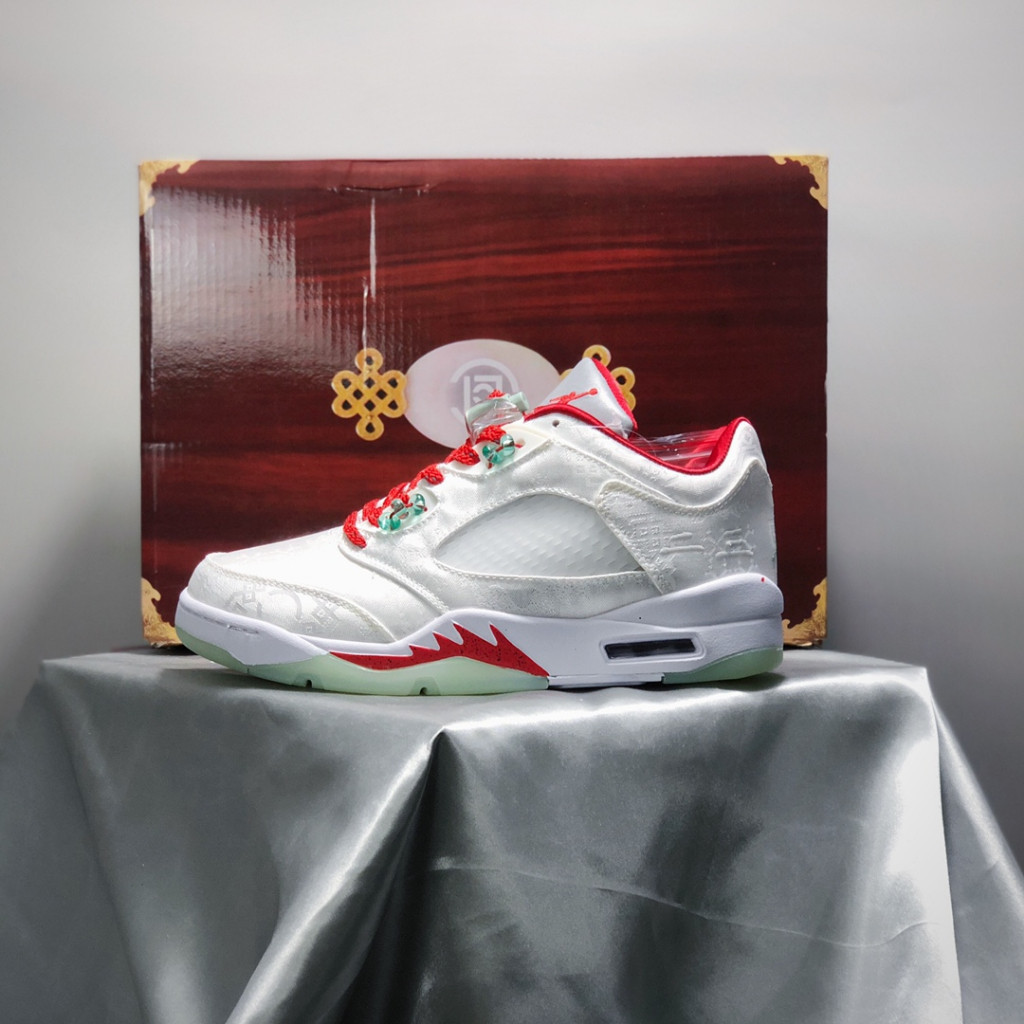 Nike Air Jordan 5  "Chinese New Year" Low cut Basketball shoes Casual Sneakers For Men Women