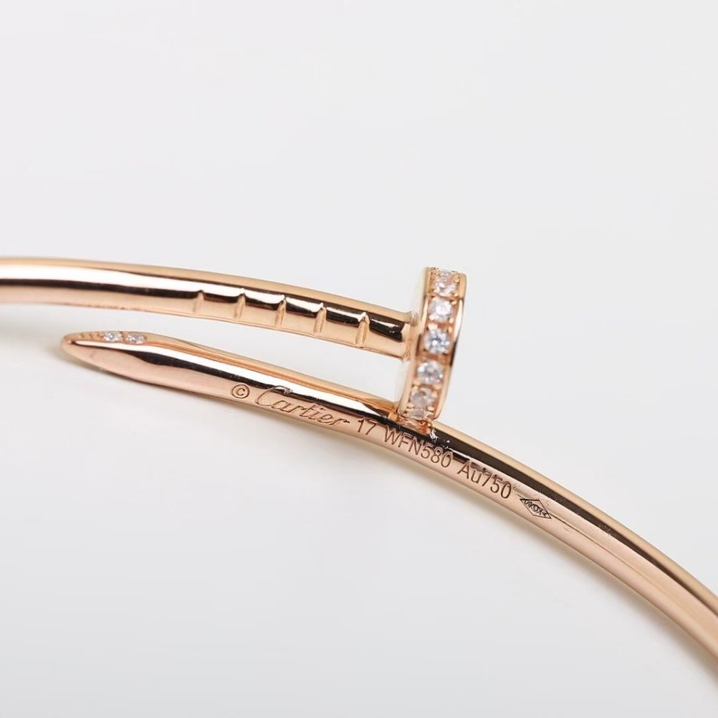 Cartier rtier un Clou กำไลข้อมือ Bracelet