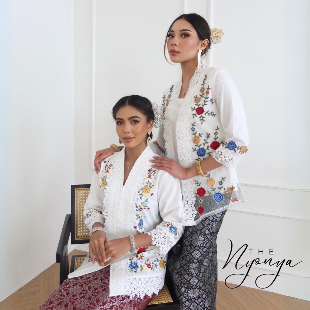 [VANORA] Nyonya Raya ปัก Kebaya