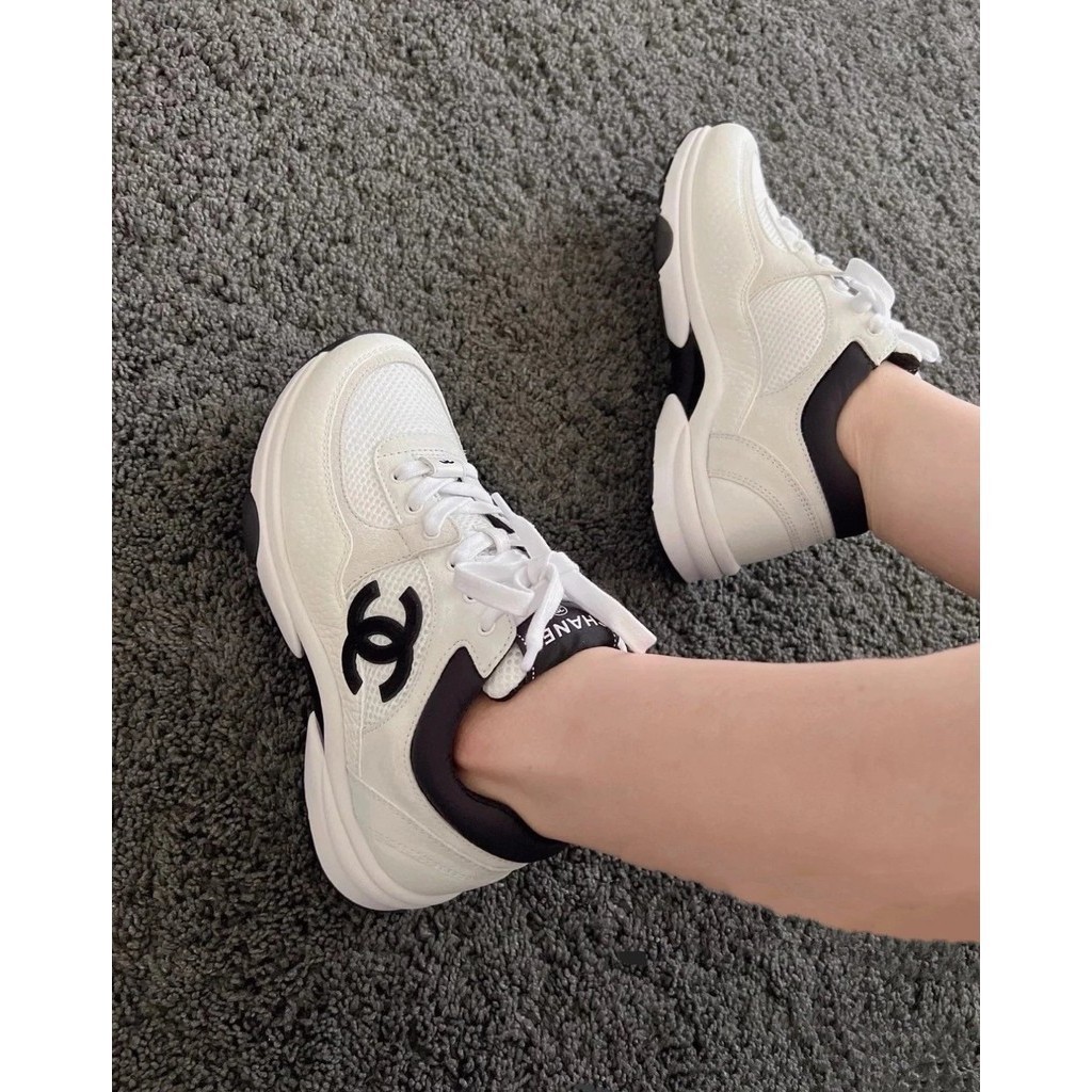 [Couple Style] ch @ el Chanel 22a รองเท้าผ้าใบ รองเท้าวิ่ง พื้นแบน ลายแพนด้า สีขาว ดํา สําหรับผู้ชา