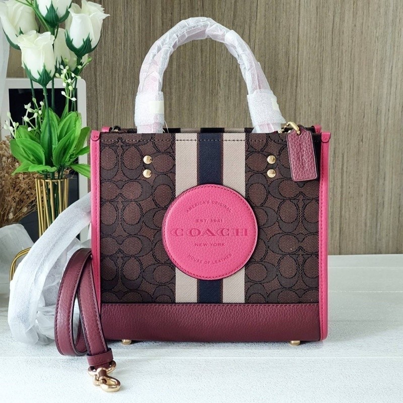 ♞,♘พร้อมส่ง แท้ % Coach Dempsey Tote 22 ขนาด 8.5